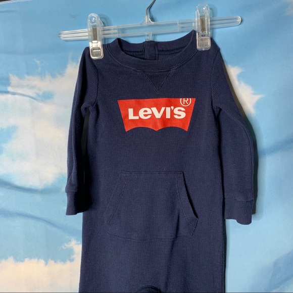 Levi’s- Navy Blue Long Sleeve Onesie size 18M - Picture 2 of 13
